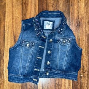 Cute Denim jacket, like new never worn